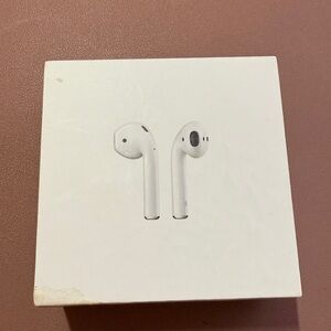 Apple Air Pods. 2nd generation.